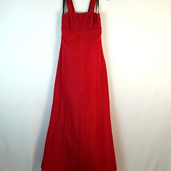 EUC Alfred Angelo Red Evening Gown - Picture 9 of 10